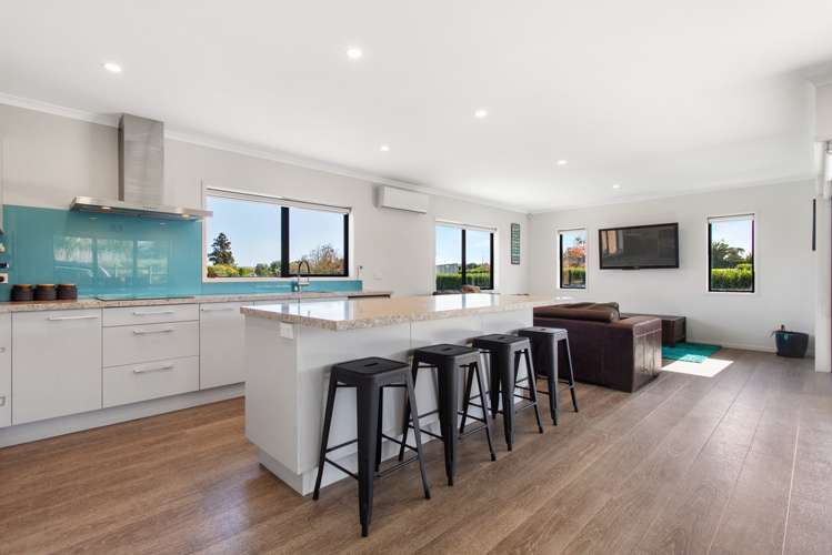 4 Armstrong Way Waiuku_13