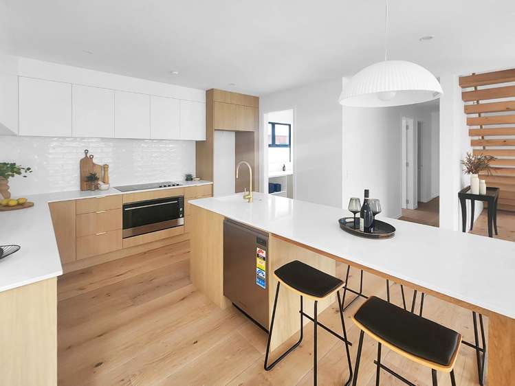 C/8 Maire Street 1378_1