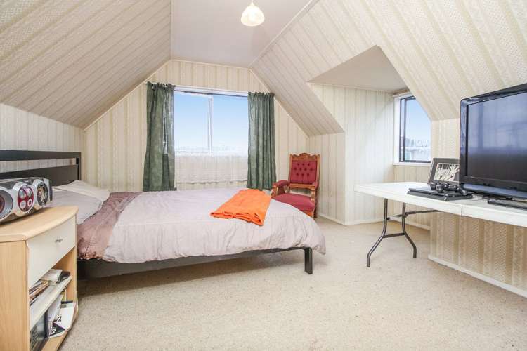 58 Kiwi Esplanade Mangere Bridge_9