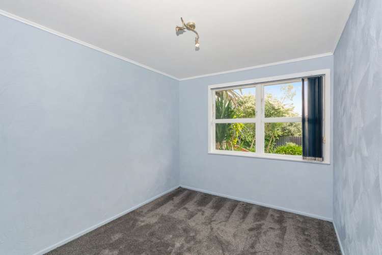 6 Tamariki Avenue Kelston_13