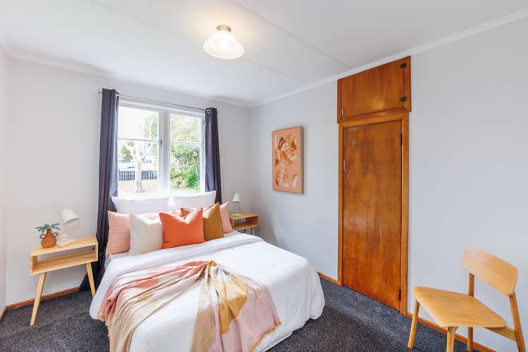 32 Pharazyn Street Feilding_10