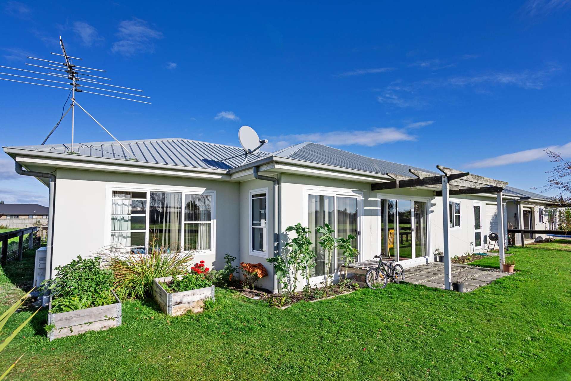 87 Lothian Crescent Strathern_0