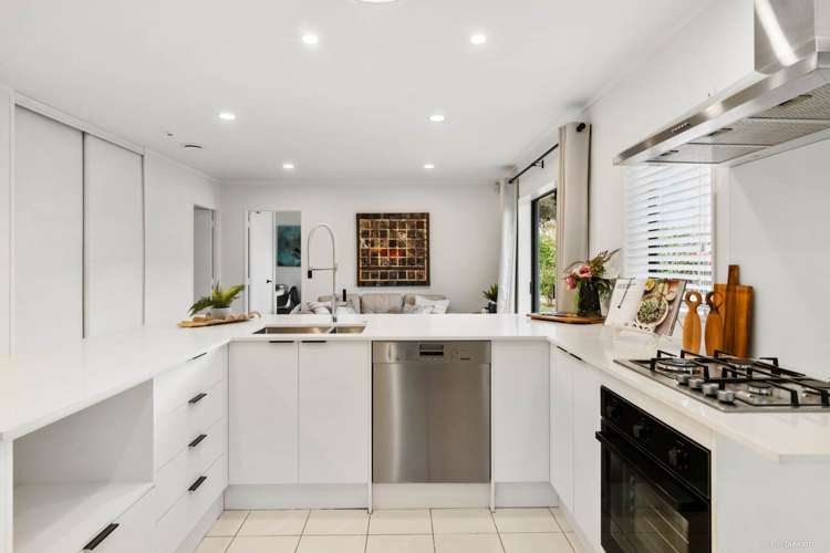 53 Riverton Drive Randwick Park_4