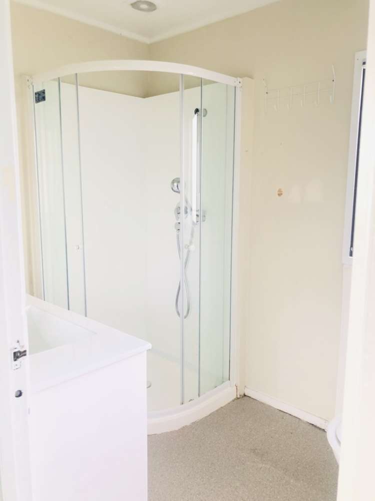 5 Jontue Place Clover Park_8