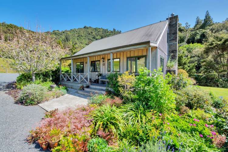 141 Omaha Valley Road Big Omaha_1