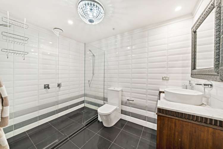 802/35 Hobson Street Auckland Central_14