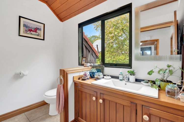 392 Redoubt Road Totara Park_24