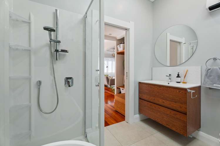 8 Epworth Avenue Royal Oak_26