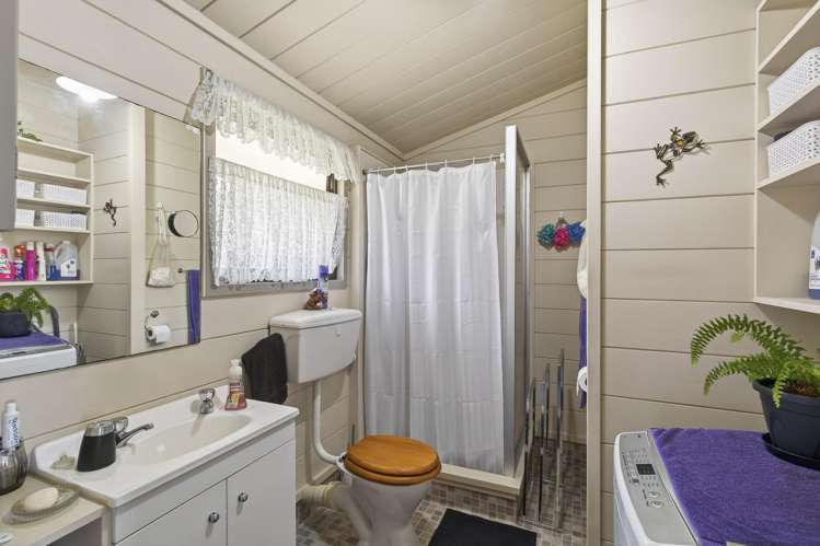 14A Ambury Place Merrilands_13