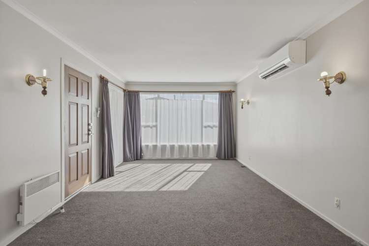 1/98A Lake Terrace Road_1