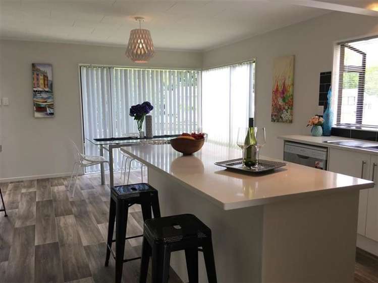 8 Pinehurst Place Wattle Downs_5