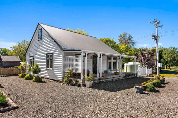 231 Chester Road West Taratahi_25