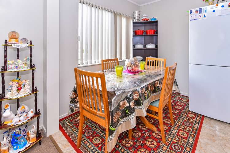 83 Palmers Road Clendon Park_5