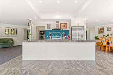 13 & 13a Te Awa Place_1