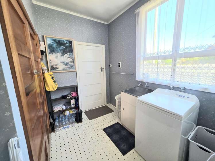 32A Wharfe Street South Hill_13