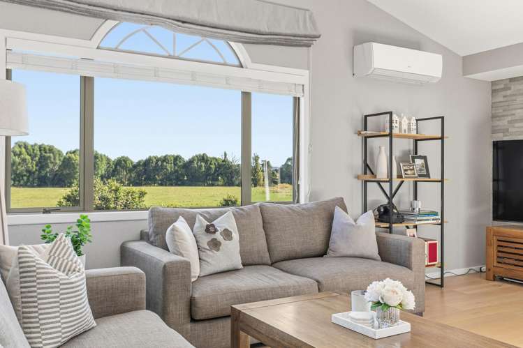 4 Old School Road Ngahinapouri_10