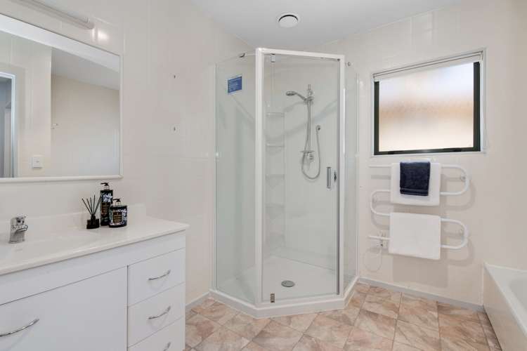 11 William Bayes Place Red Beach_18