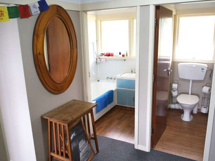 17 Watson Street Akaroa_11