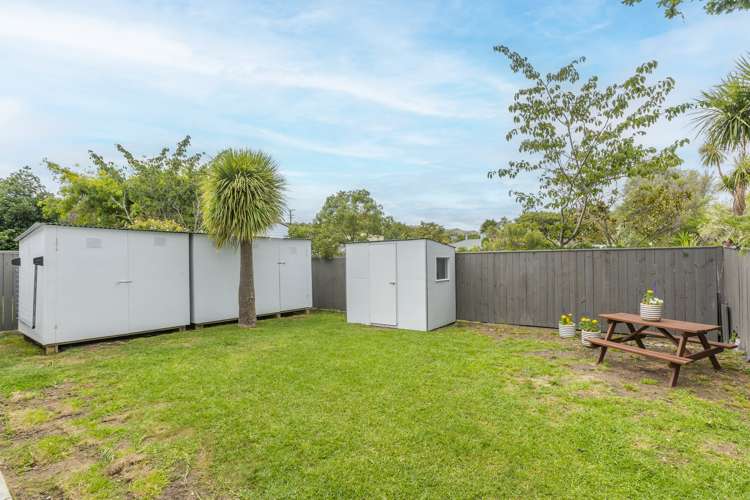 1/48 Menin Road Raumati South_14