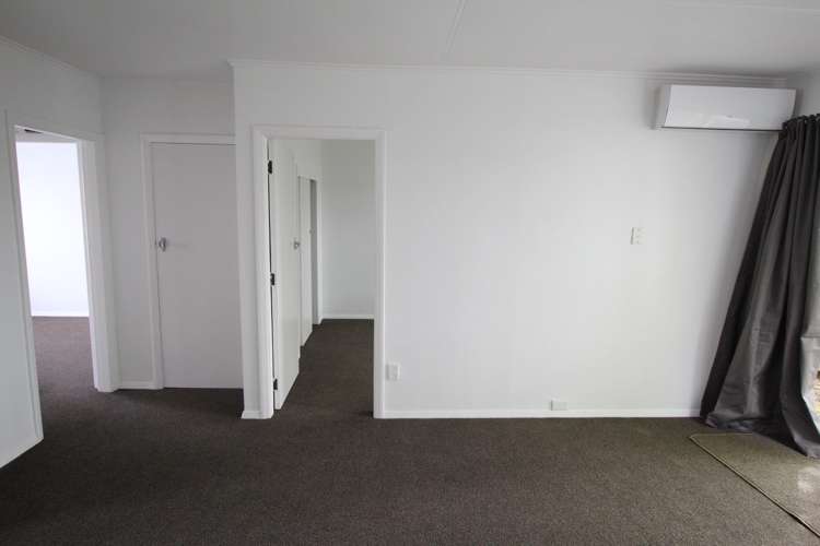 2/11 Pascal Street Central - Palmerston Nth_10