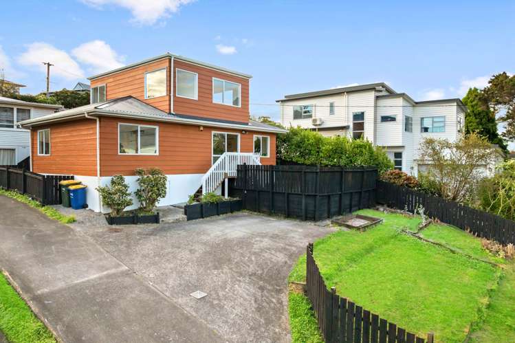2/20 Hogans Road Glenfield_1