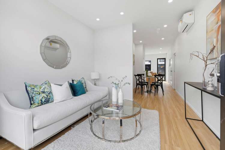 10 Bagnall Avenue Pt England_10