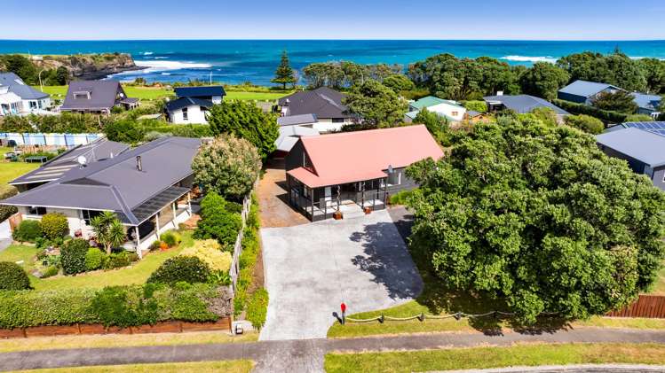 9 Pohutukawa Drive Opunake_29