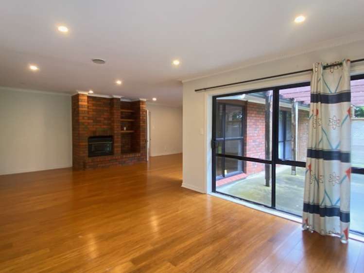 40 Gracechurch Drive 10673_7