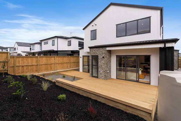 63 Malahide Drive Flat Bush_40