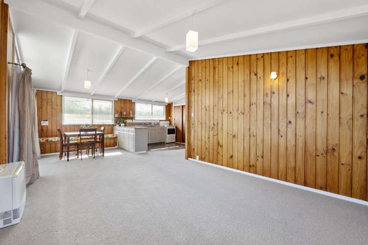 14 Walsh Road Westown_15