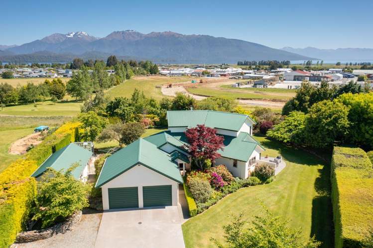 73 Sandy Brown Road Te Anau_25