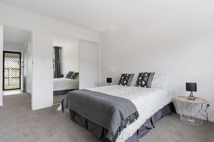 2/773 Beach Road Browns Bay_6