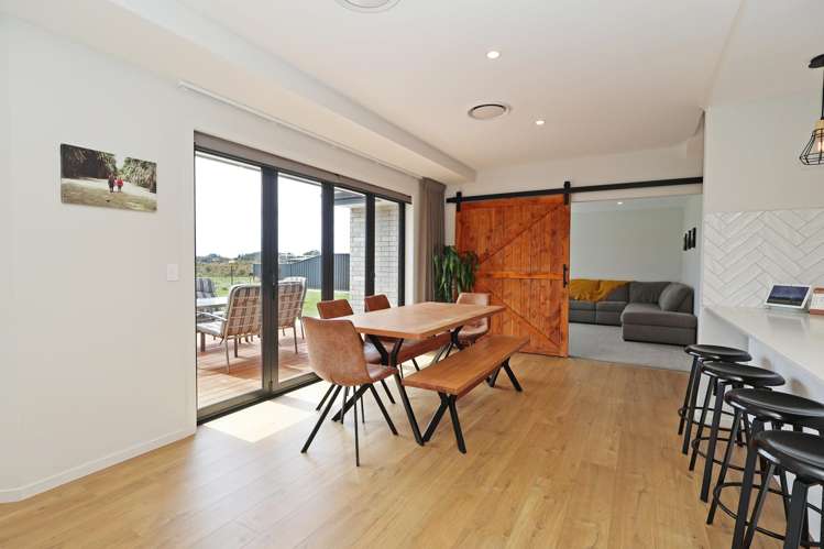 32 Lindsay Way Grasmere_10