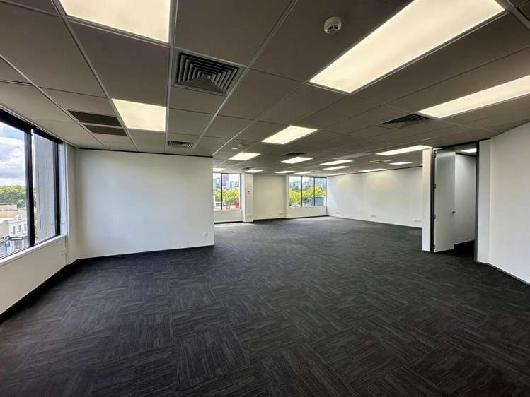 10 College Hill Freemans Bay_1