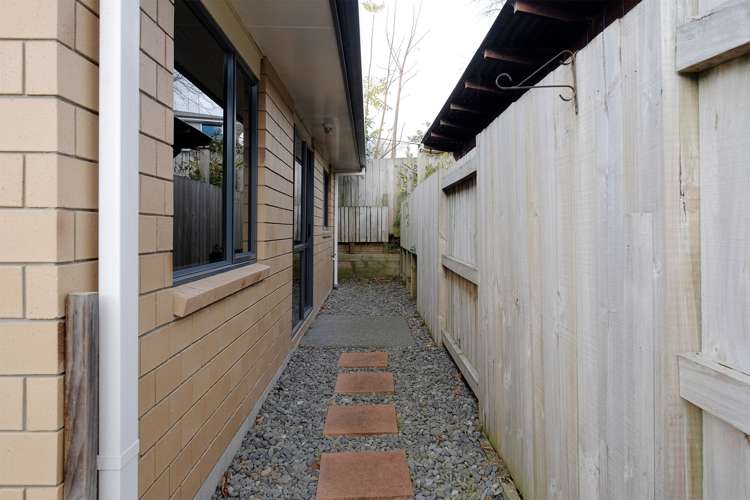 6a Sharyn Place Brookfield_11