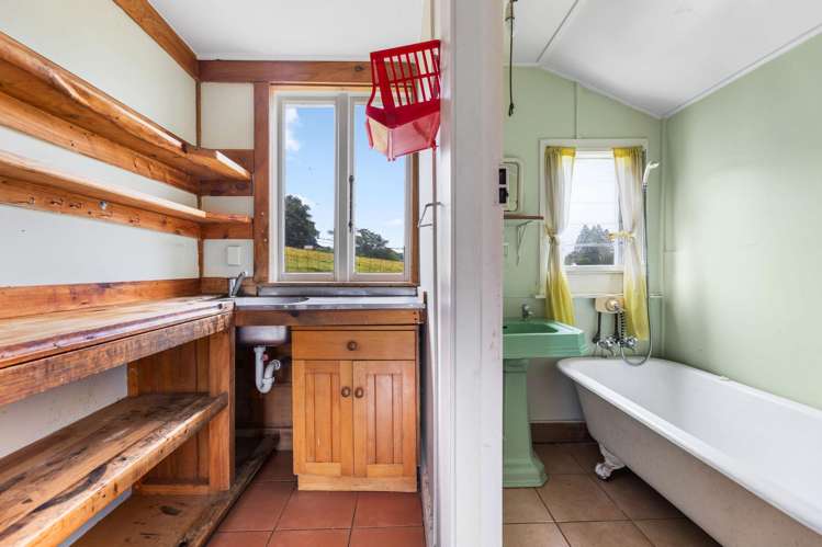 8 Takamatua Valley Road Takamatua_14