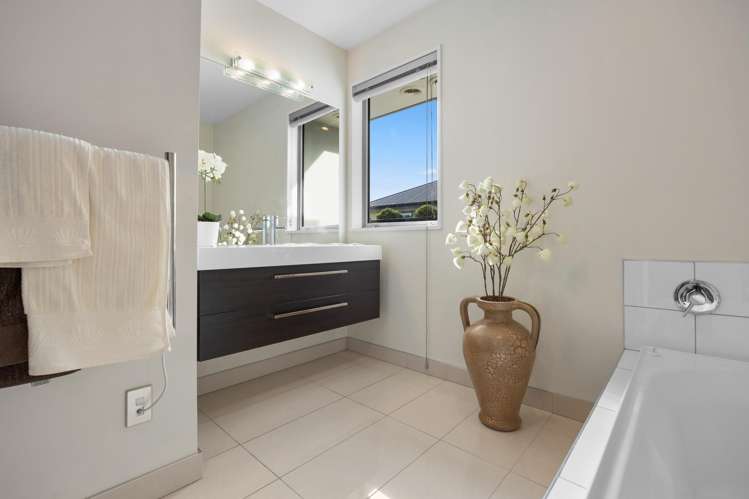 35 Brookwater Avenue Northwood_22