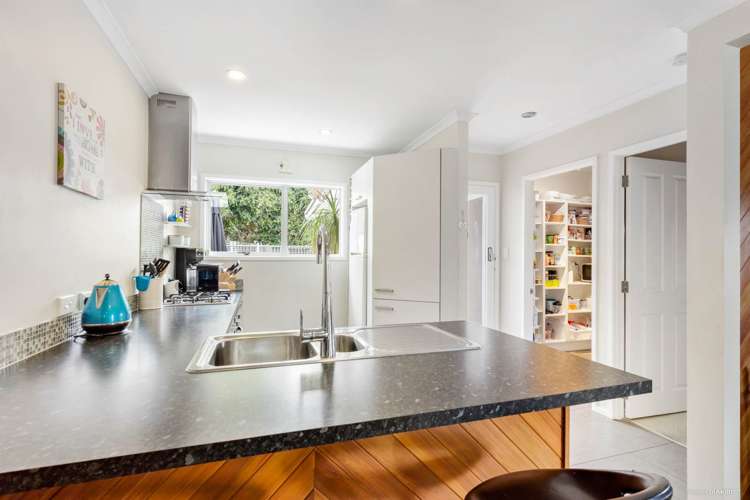 4 Onedin Place Titirangi_8