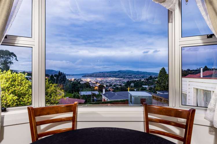 121 Riselaw Road Calton Hill_3