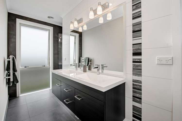 27 Pioneer Rise Silverdale_12