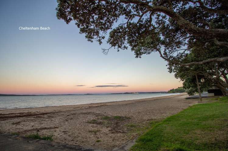 1/1 Cambria Road Devonport_18