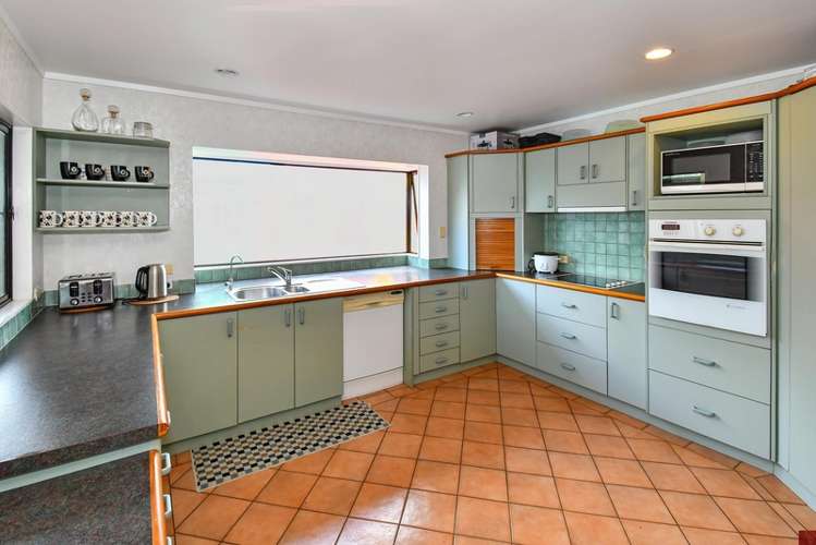 21 Trossach Place Wattle Downs_11