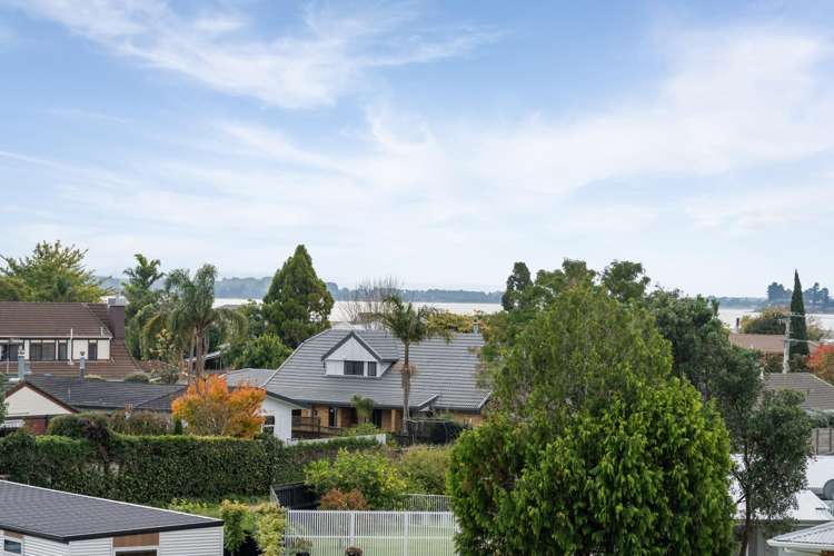 48 Eaton Crescent Matua_21