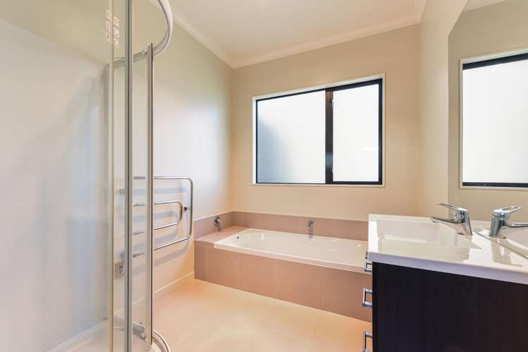 17 Hart Road Richmond_13