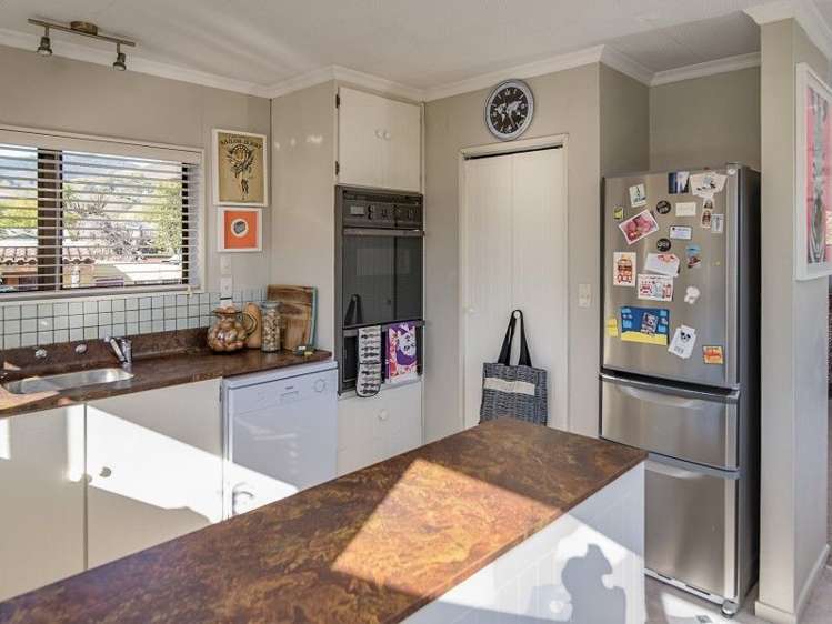 5 Waterhouse Street Enner Glynn_9