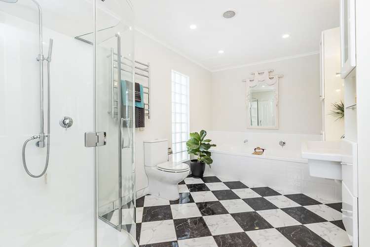 17 Spinnaker Drive Whitby_12