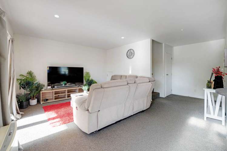 53a Fields Parade_4