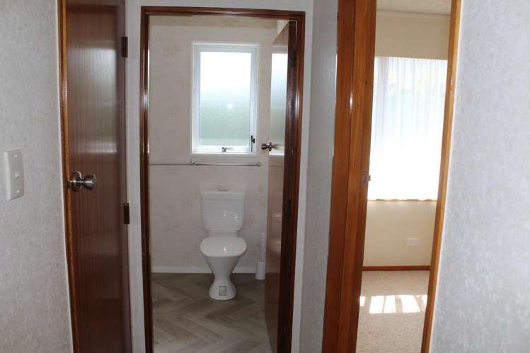 6a Stairs Street Dannevirke_11