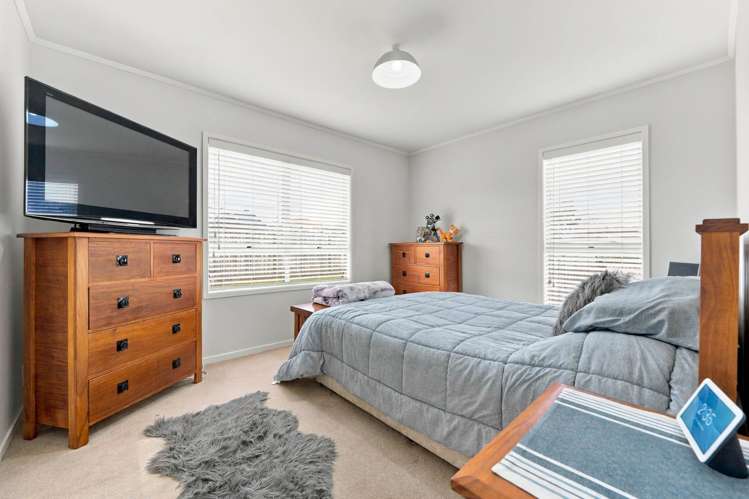 127 Bradbury Road Botany Downs_19
