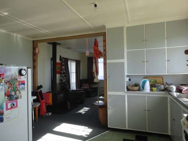 57 Kauae Street Manaia_1